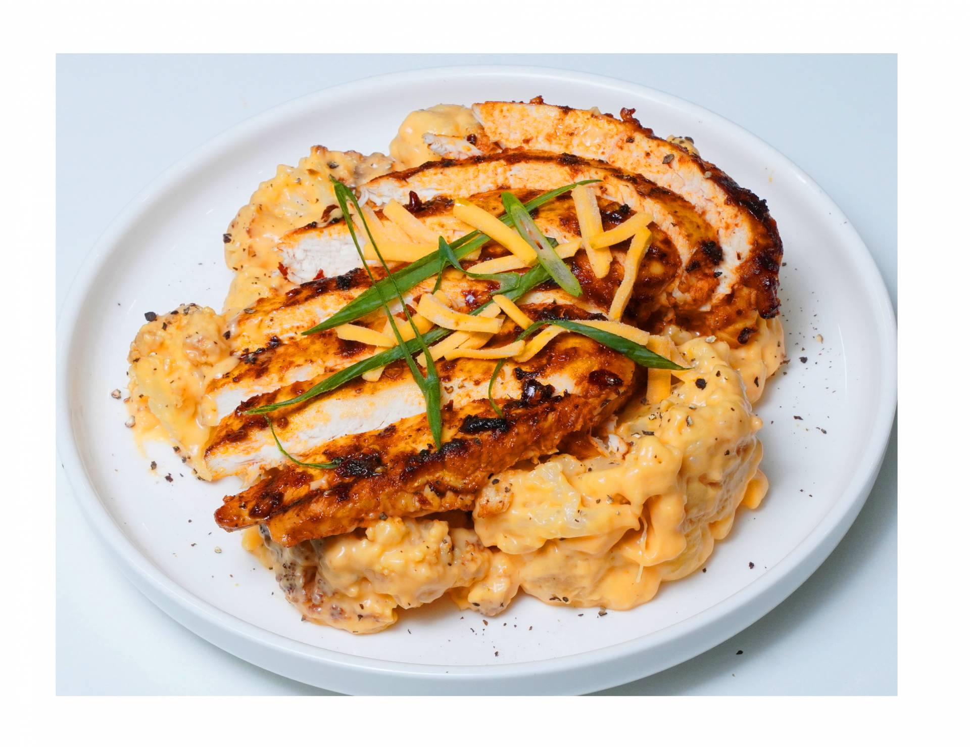 Keto Buffalo Chicken Mac & Cheese