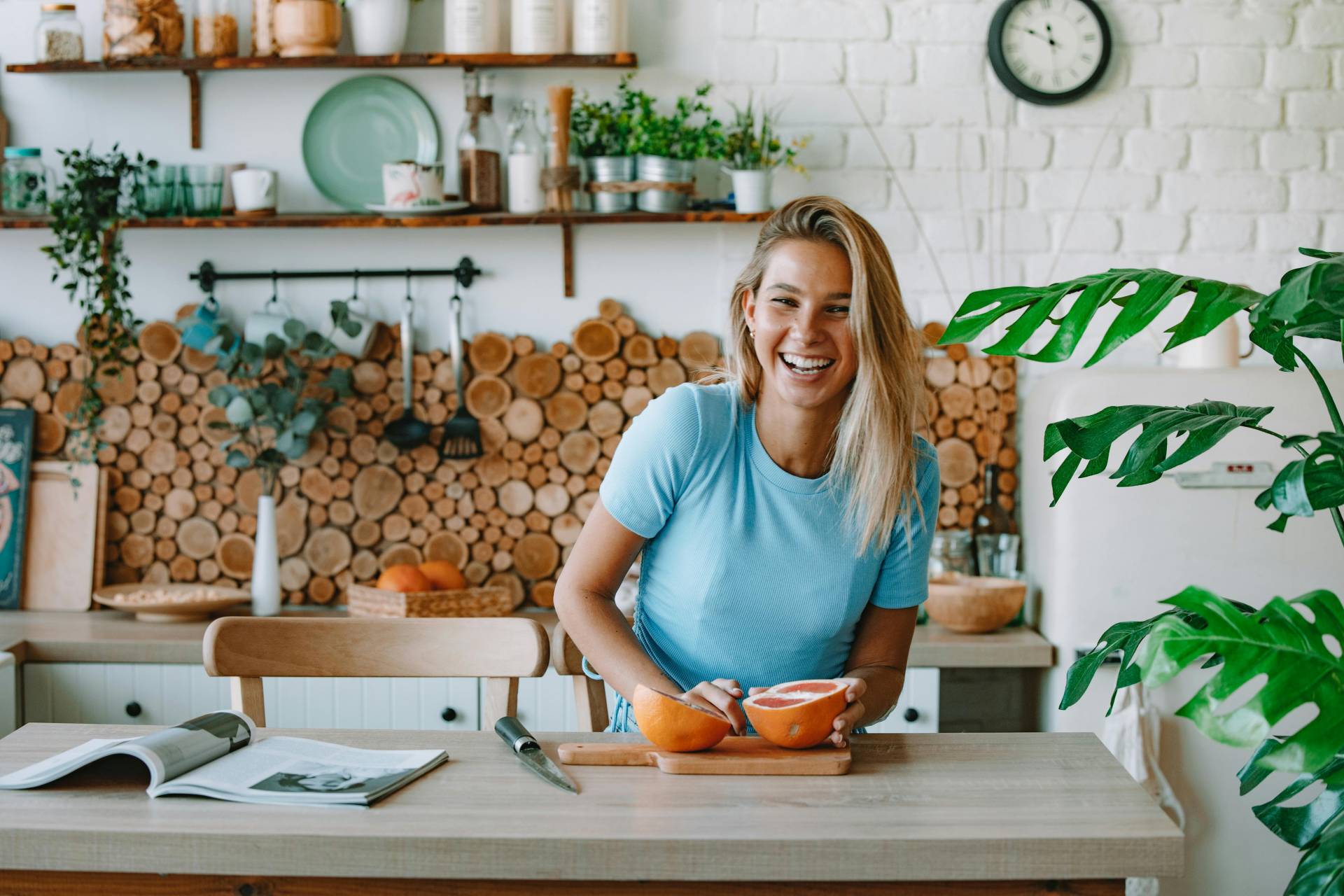 Building a Body that Burns Fat: A MacroFoods.ca Guide